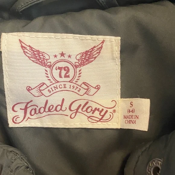 Faded Glory Women's Quilted Puffer Jacket - Dark Green - Picture 2 of 7